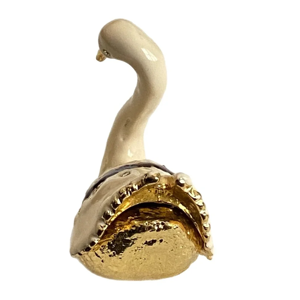OBJECT D ART Enamel White SWAN Grace JEWELED TRINKET BOX Magnetic Closure
